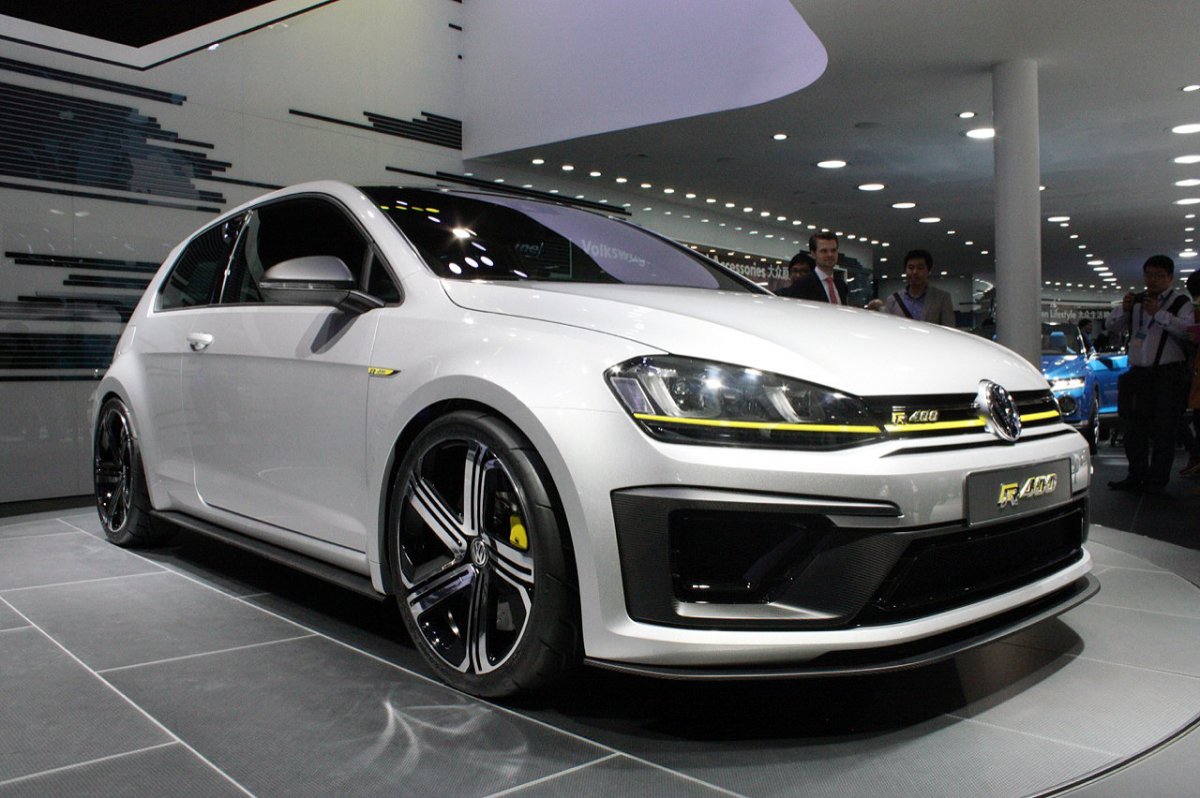 Volkswagen Golf R400: Meet the hottest hatch