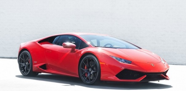 Vorsteiner Spices Up the Rosso Red Lamborghini Huracan