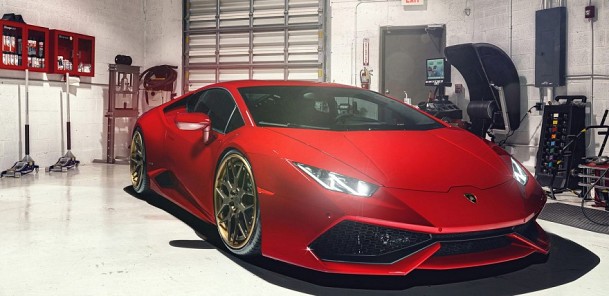 Rosso Red Huracan on New ADV.1 Wheels
